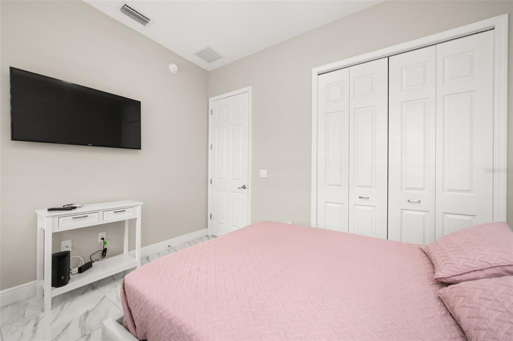 2009 Flower Terrace Sebring, FL 33875 - Photo 22 of 60