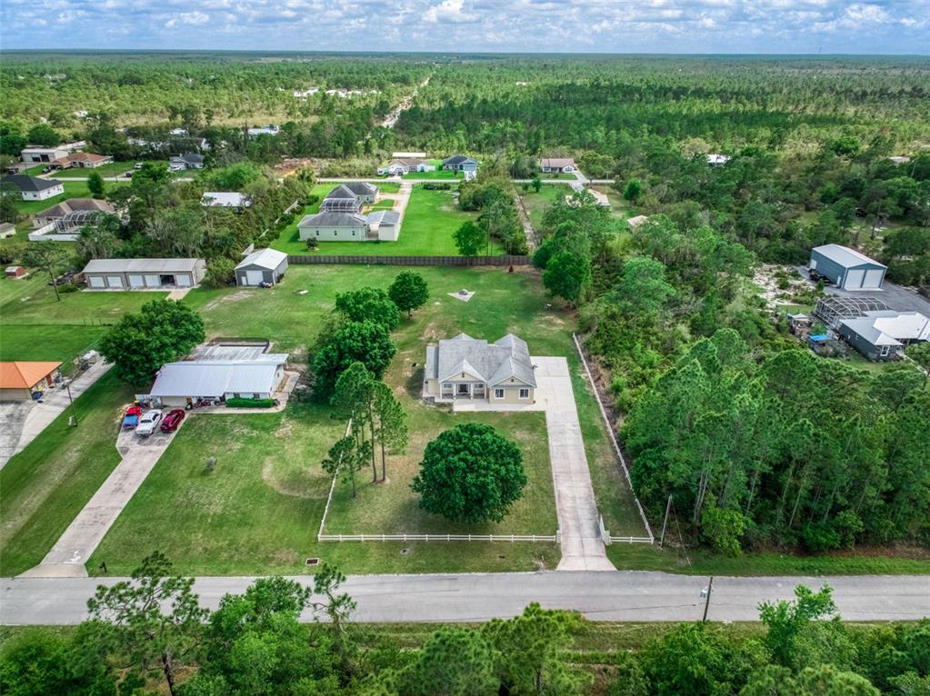 2009 Flower Terrace Sebring, FL 33875 - Photo 54 of 60