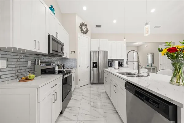 $495,000 | 2009 Flower Terrace, Sebring, FL 33875