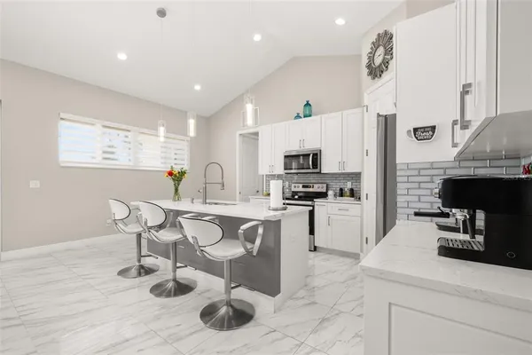 $495,000 | 2009 Flower Terrace, Sebring, FL 33875