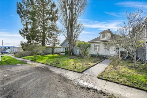 $610,000 | 2119 Humboldt Street, Bellingham, WA 98225