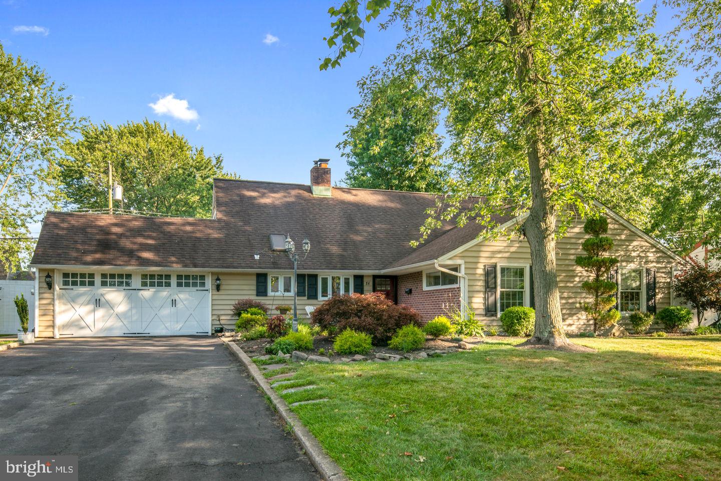 18 Spring Valley Road Levittown, PA 19056 - Photo 36 of 38 Welcome home