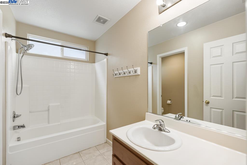 1413 Angus Street Patterson, CA 95363 - Photo 39 of 45