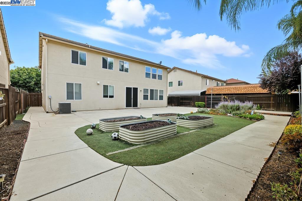 1413 Angus Street Patterson, CA 95363 - Photo 43 of 45