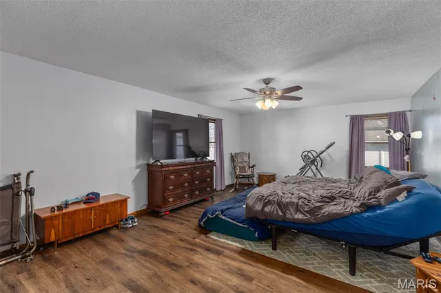 $215,000 | 1512 North Harrison Street, Litchfield, IL 62056