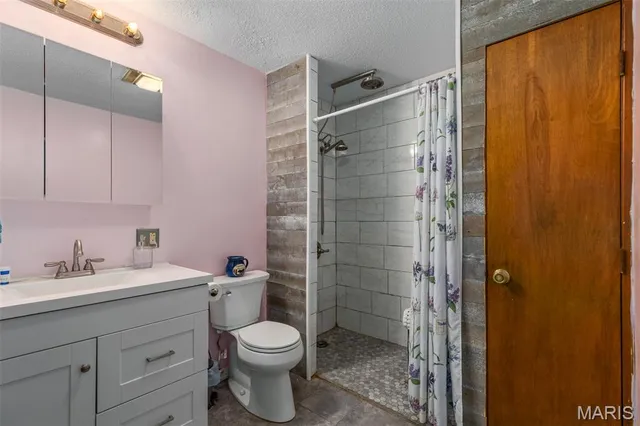 $215,000 | 1512 North Harrison Street, Litchfield, IL 62056