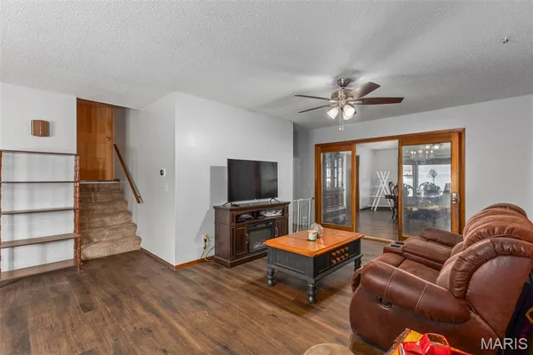 $215,000 | 1512 North Harrison Street, Litchfield, IL 62056