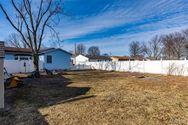 $215,000 | 1512 North Harrison Street, Litchfield, IL 62056