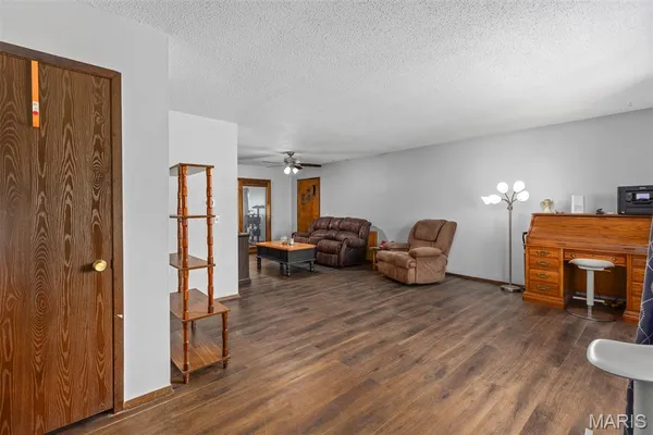 $215,000 | 1512 North Harrison Street, Litchfield, IL 62056