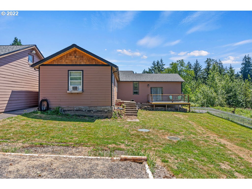 203 Cole Road Kelso, WA 98626 - Photo 3 of 32 Gallery Image 3