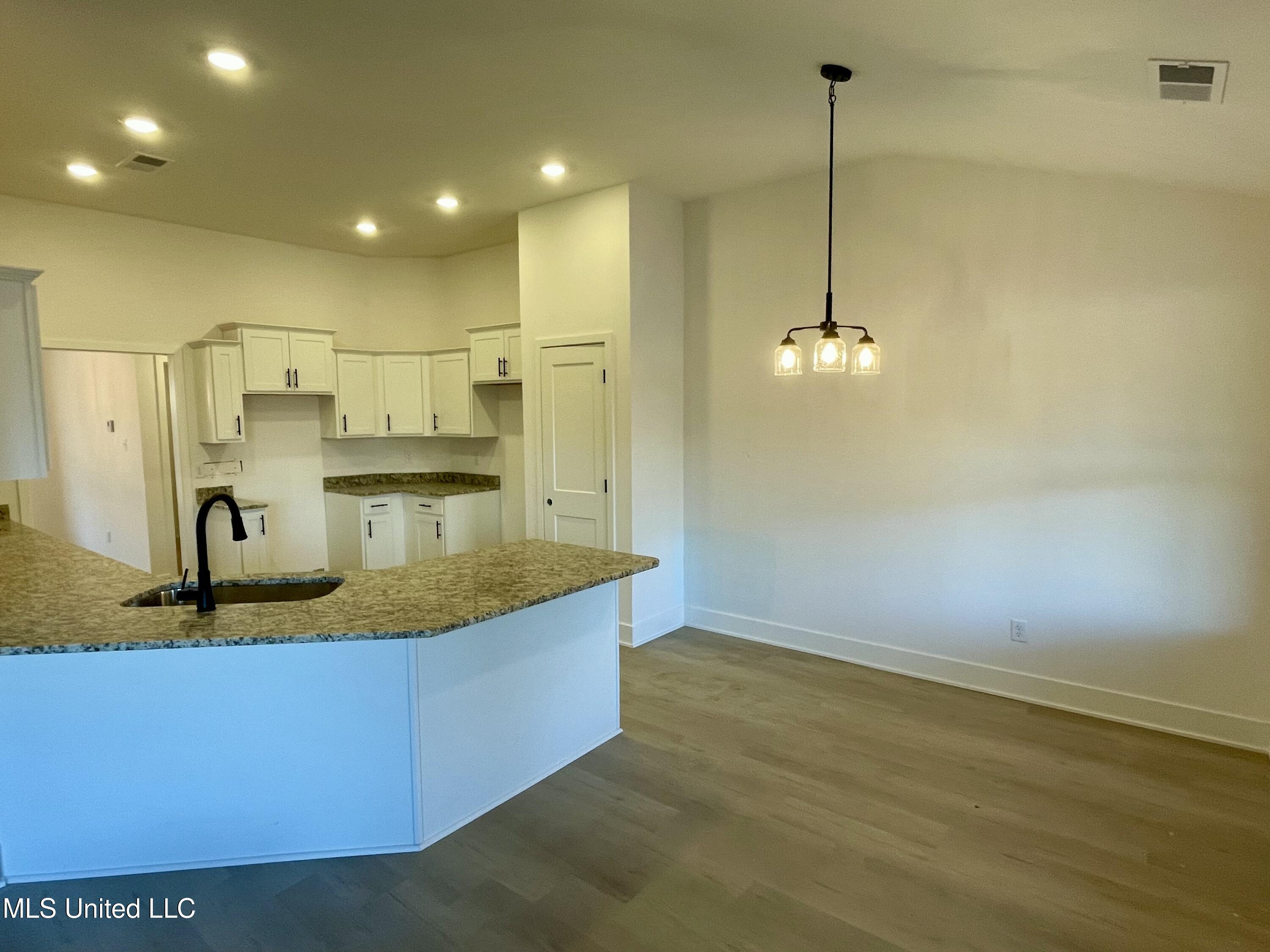 248 Farley Road Byhalia, MS 38611 - Photo 15 of 26 IMG_E0014