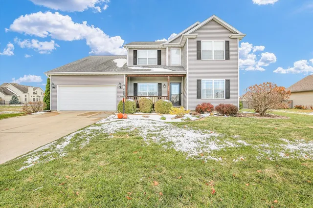 $375,000 | 609 Country Acres Road, St. Joseph, IL 61873