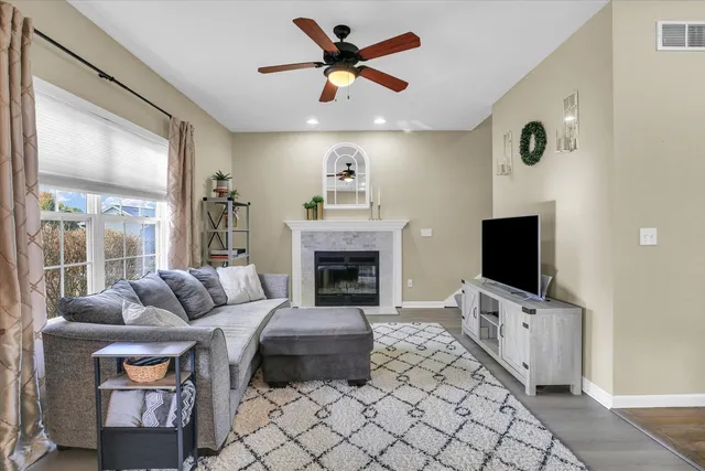 $375,000 | 609 Country Acres Road, St. Joseph, IL 61873