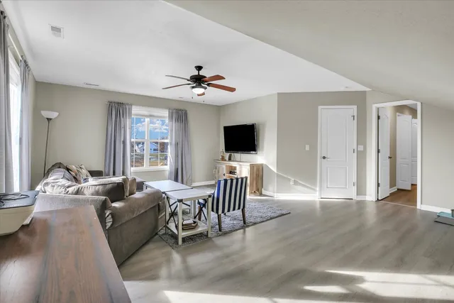 $375,000 | 609 Country Acres Road, St. Joseph, IL 61873