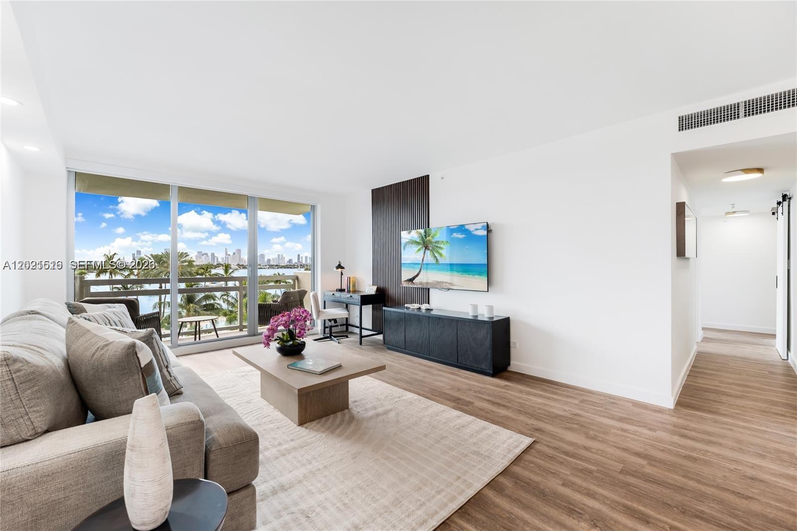 1500 Bay Road, Unit 416S Miami Beach, FL 33139 - Photo 5 of 20