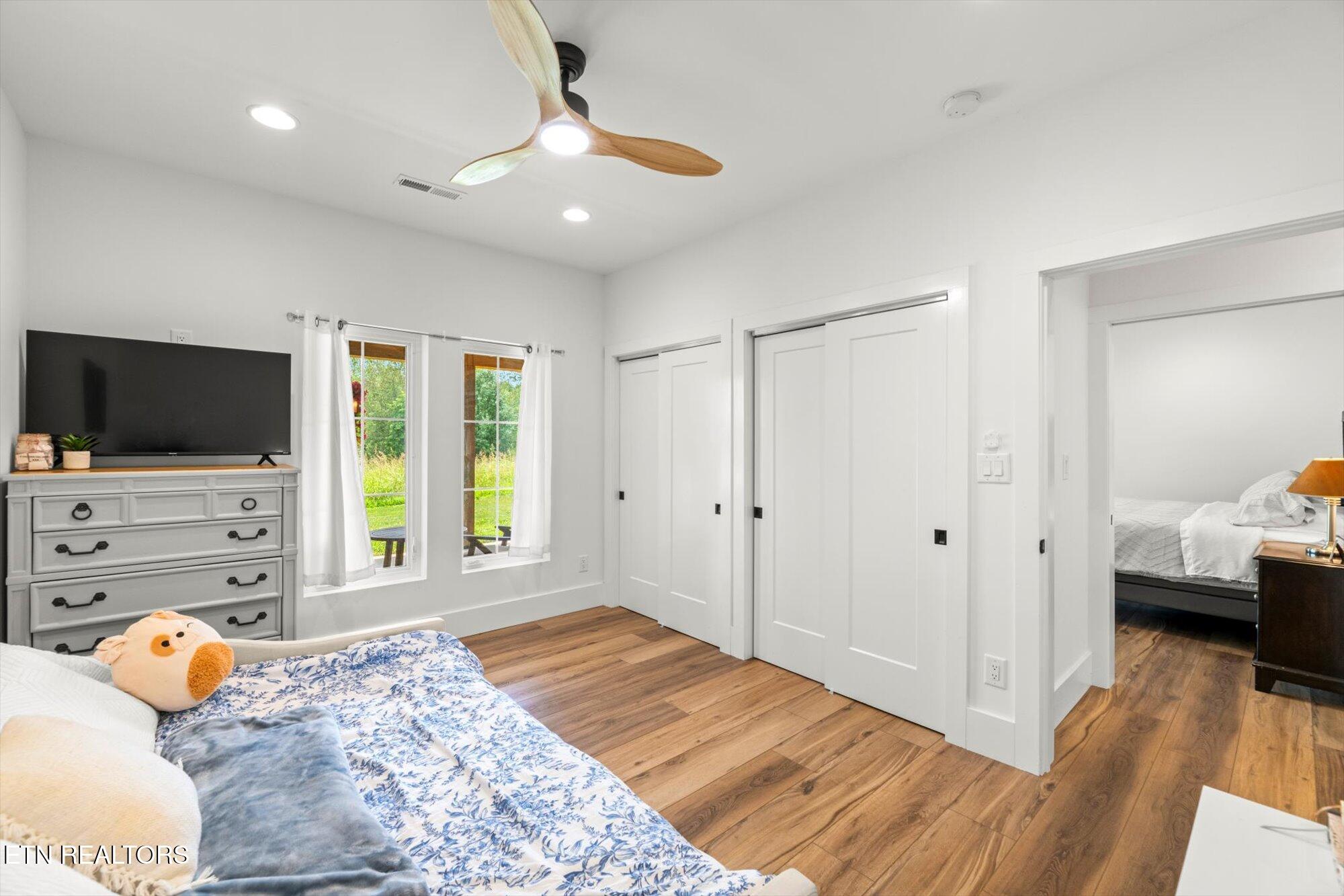 8143 Walker Road Knoxville, TN 37938 - Photo 33 of 44 25-8143-Walker-Rd-Knoxville-TN-25
