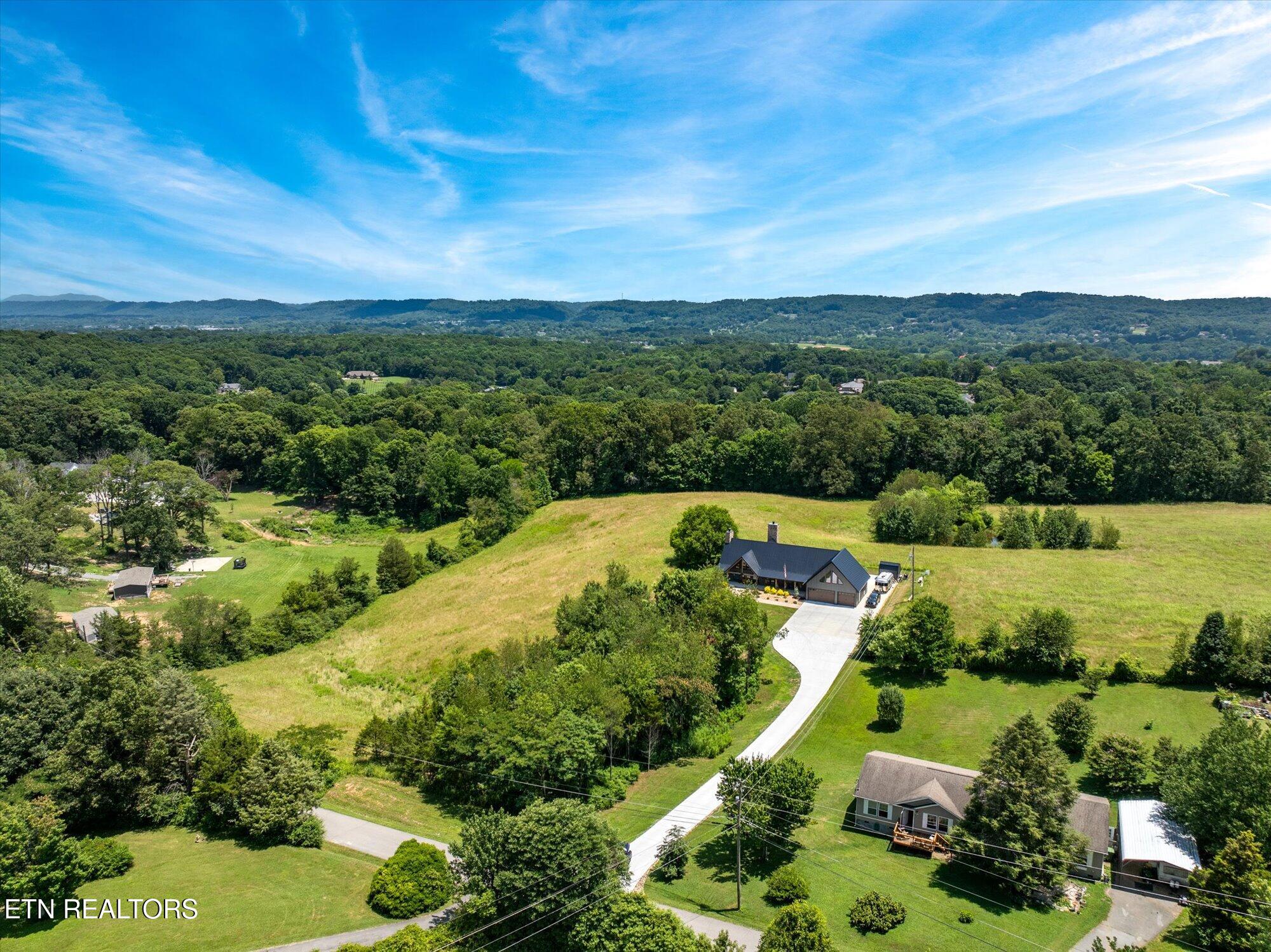 8143 Walker Road Knoxville, TN 37938 - Photo 41 of 44 48-8143-Walker-Rd-Knoxville-TN-48