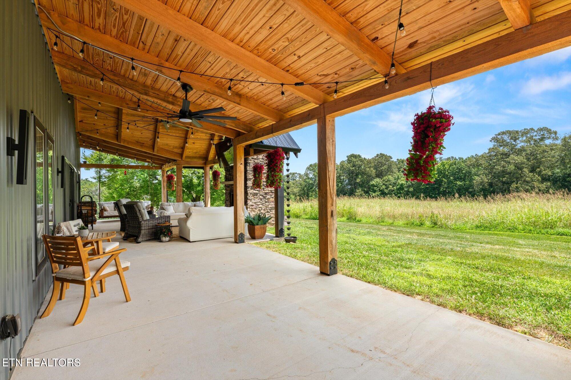 8143 Walker Road Knoxville, TN 37938 - Photo 9 of 44 40-8143-Walker-Rd-Knoxville-TN-40