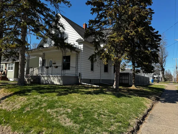 $139,700 | 1431 29th Avenue, Moline, IL 61265