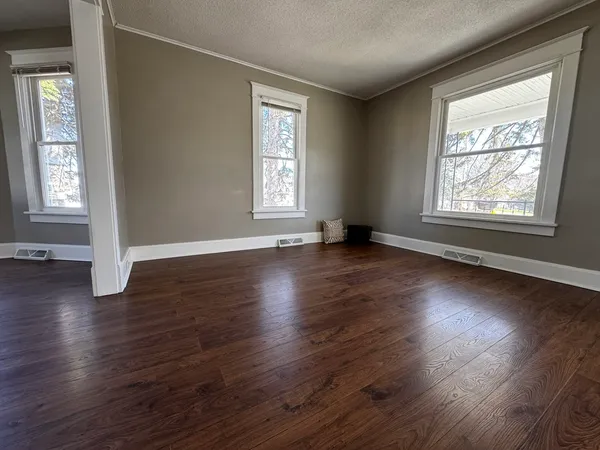 $139,700 | 1431 29th Avenue, Moline, IL 61265