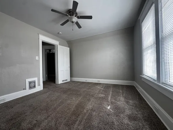 $139,700 | 1431 29th Avenue, Moline, IL 61265