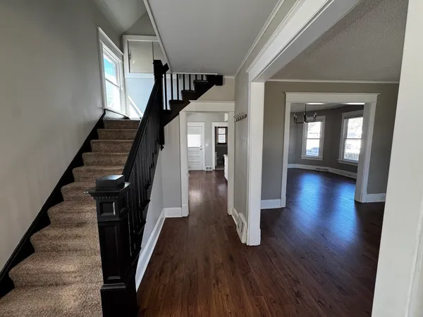 $139,700 | 1431 29th Avenue, Moline, IL 61265