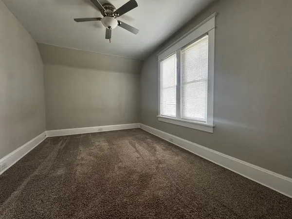 $139,700 | 1431 29th Avenue, Moline, IL 61265
