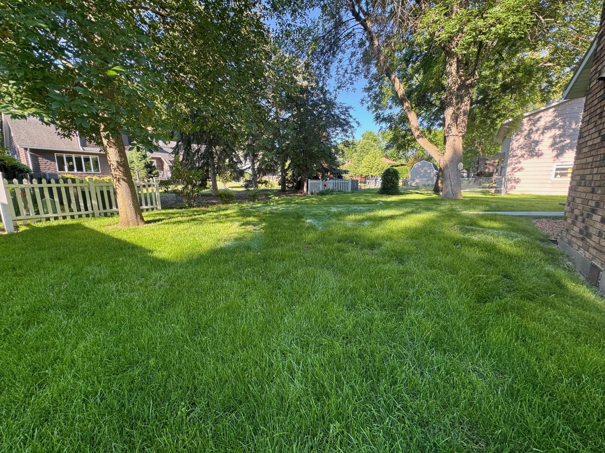 906 Birch Street Marshall, MN 56258 - Photo 26 of 30