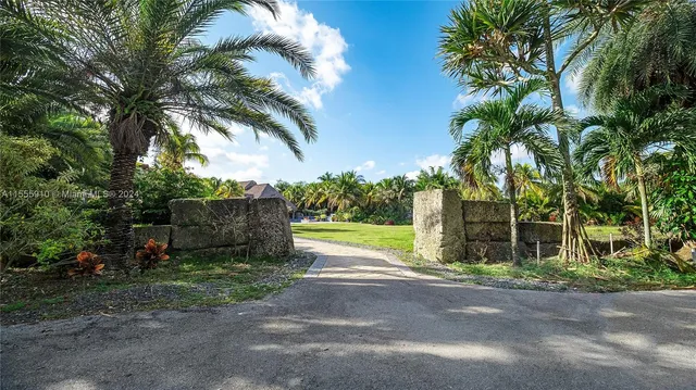 $14,250,000 | 20551 Southwest 162nd Avenue, Miami, FL 33187