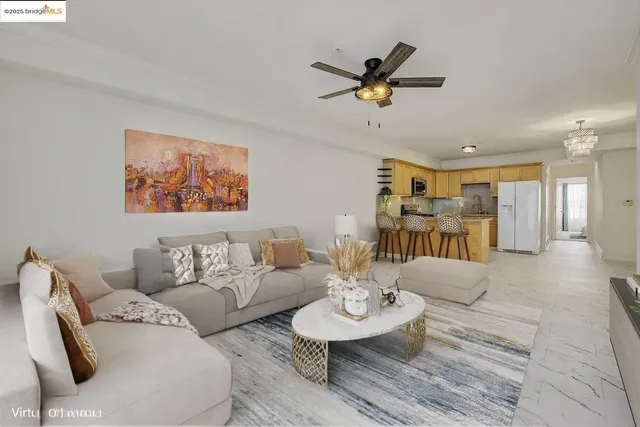 $399,000 | 1515 14th Avenue, Unit 302, Oakland, CA 94606