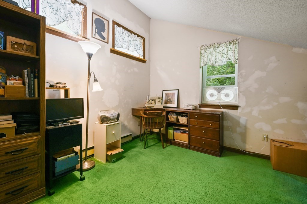 315 Royalston Road Phillipston, MA 01331 - Photo 20 of 28 Gallery Image 20