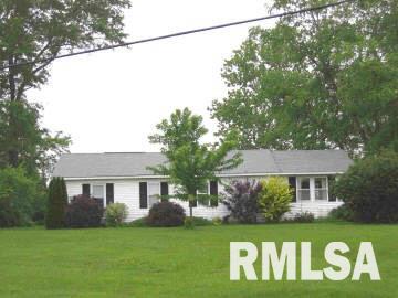 865 Walnut Hill Road Centralia, IL 62801 - Photo 1 of 1