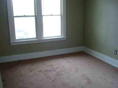 6056 South Center Road Grand Blanc, MI 48439 - Photo 7 of 11 20133478-6.JPG