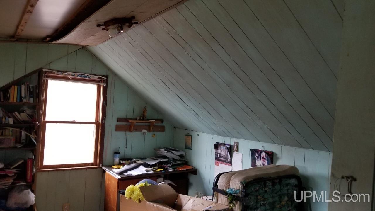 581 Bates-Amasa Road Iron River, MI 49935 - Photo 4 of 33 Gallery Image 4