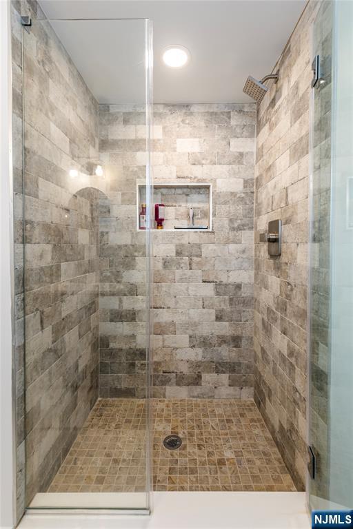 273 Randolph Avenue East Rutherford, NJ 07073 - Photo 15 of 19