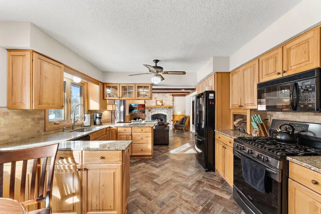 $796,900 | 18136 Yorkshire Avenue, Prior Lake, MN 55372