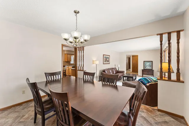 $796,900 | 18136 Yorkshire Avenue, Prior Lake, MN 55372