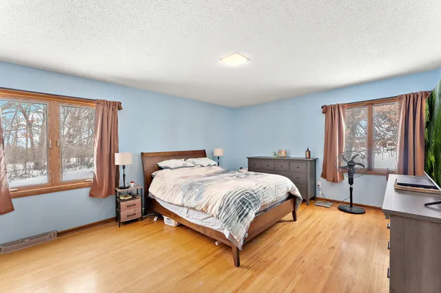 $796,900 | 18136 Yorkshire Avenue, Prior Lake, MN 55372