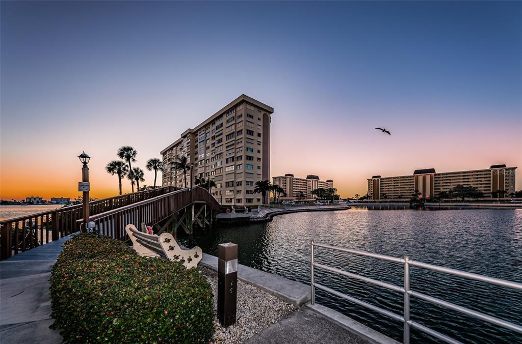 4725 Cove Circle, Unit 604 St. Petersburg, FL 33708 - Photo 44 of 53
