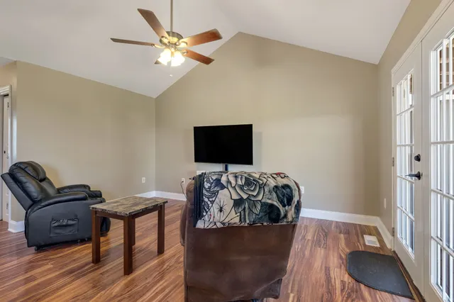 $299,900 | 14 Hazelwood Lane, Winchester, TN 37398