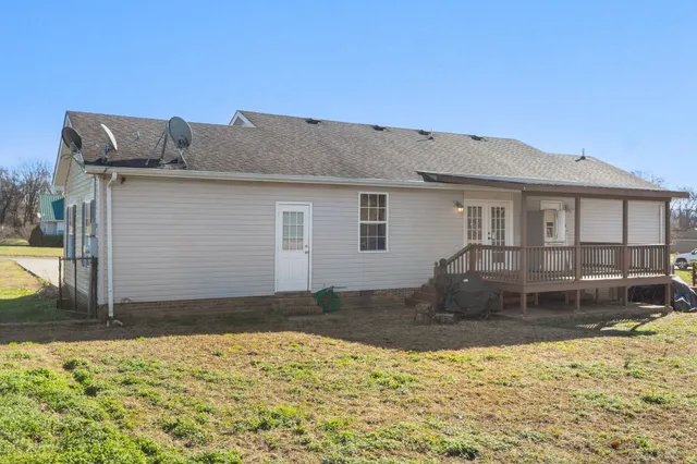 $299,900 | 14 Hazelwood Lane, Winchester, TN 37398