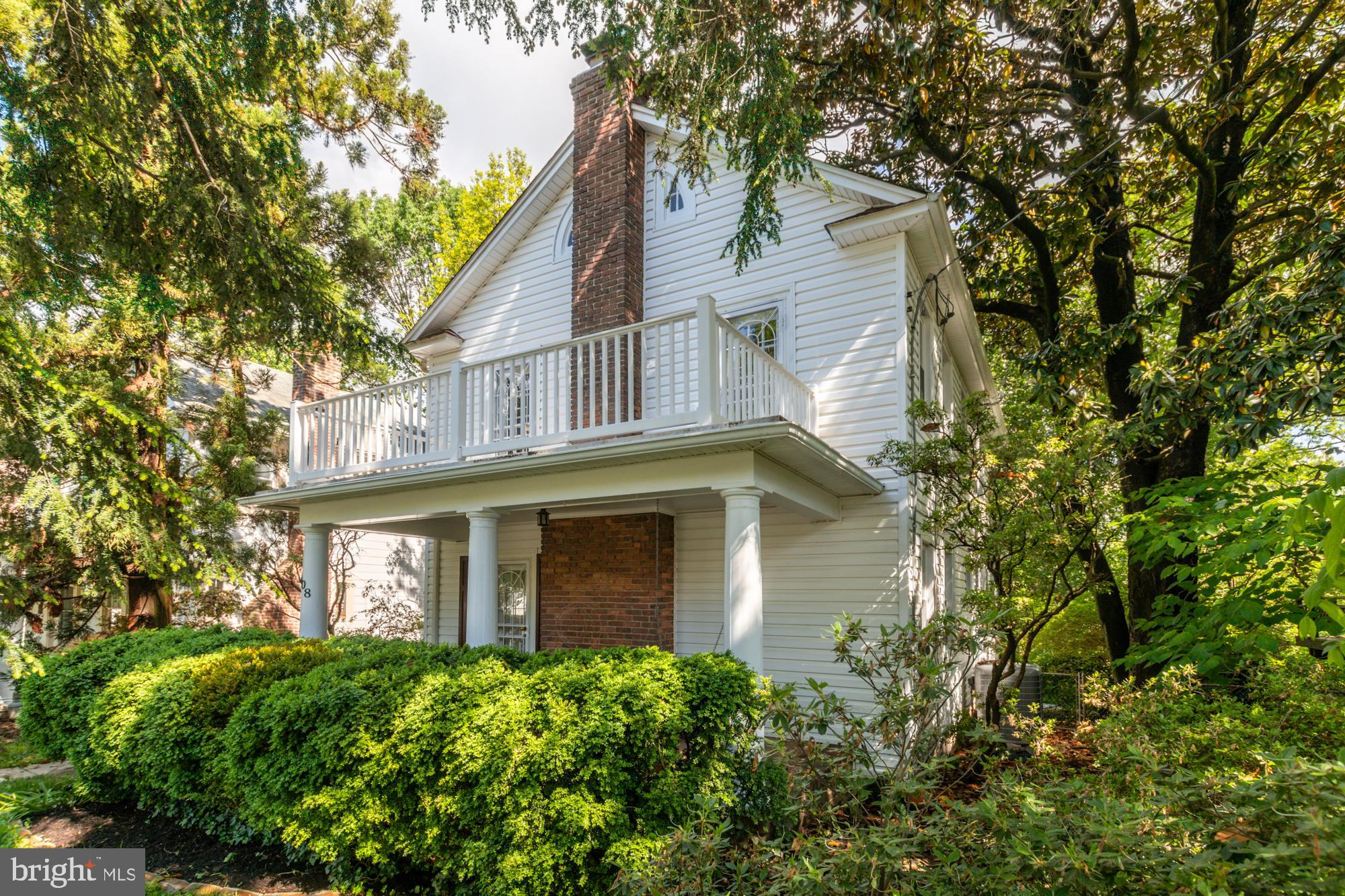 608 St Dunstans Road Baltimore, MD 21212 - Photo 1 of 40 Exterior