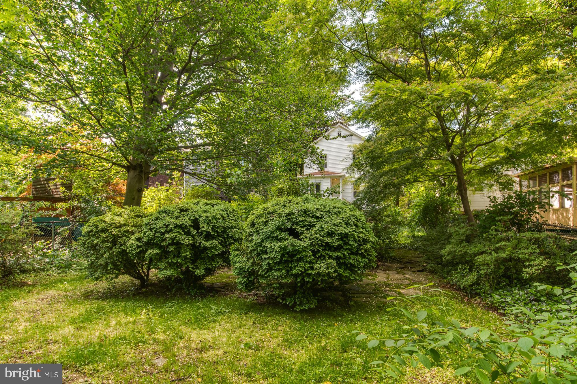 608 St Dunstans Road Baltimore, MD 21212 - Photo 39 of 40 Exterior 8
