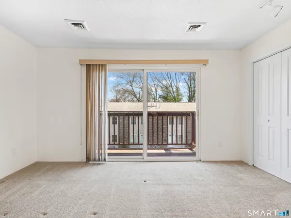 $519,000 | 368 Knapps Highway, Unit 368, Fairfield, CT 06825