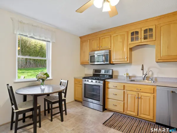 $519,000 | 368 Knapps Highway, Unit 368, Fairfield, CT 06825