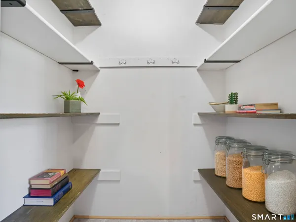 $519,000 | 368 Knapps Highway, Unit 368, Fairfield, CT 06825