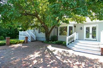 26 South Spoede Road Creve Coeur, MO 63141 - Photo 13 of 41 Gallery Image 13