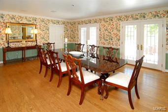 26 South Spoede Road Creve Coeur, MO 63141 - Photo 3 of 41 Gallery Image 3