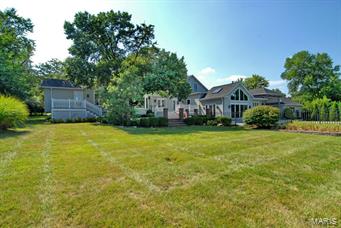 26 South Spoede Road Creve Coeur, MO 63141 - Photo 10 of 41 Gallery Image 10