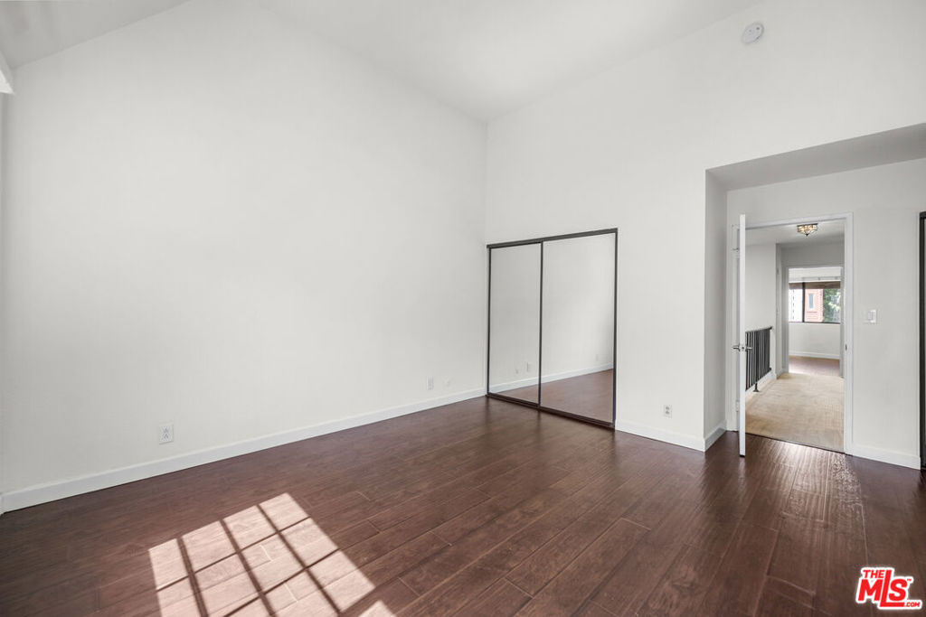 230 Bethany Road, Unit 120 Burbank, CA 91504 - Photo 15 of 34 Gallery Image 15
